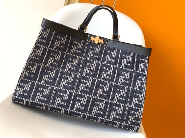 FENDI BAG