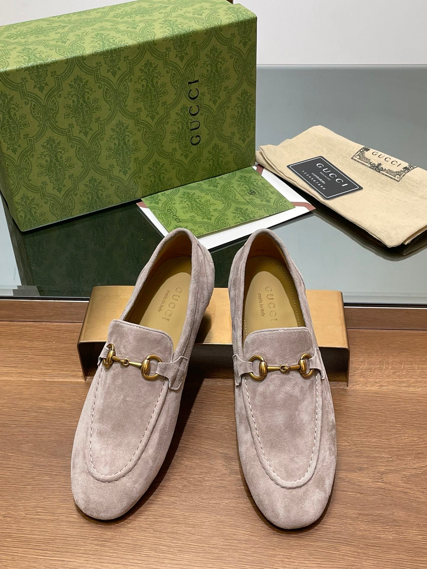 CUCCI WOMEN