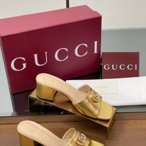 CUCCI  WOMEN
