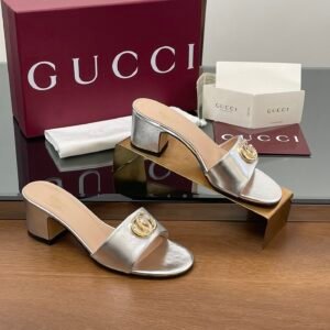 CUCCI  WOMEN