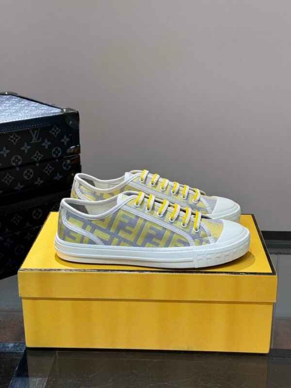 FENDI Man