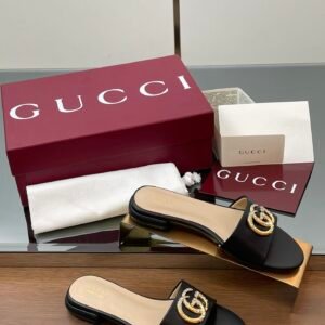 CUCCI  WOMEN