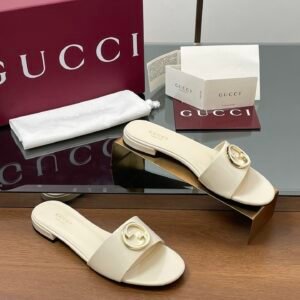 CUCCI  WOMEN