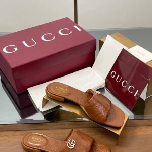 CUCCI  WOMEN