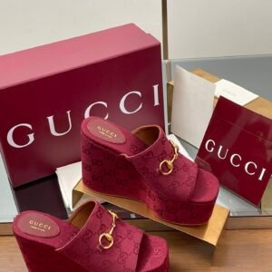 CUCCI  WOMEN