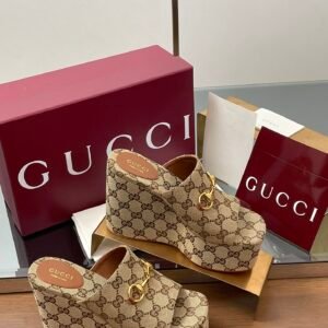CUCCI  WOMEN
