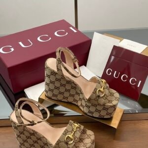 CUCCI  WOMEN