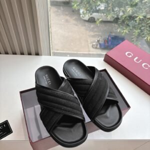 CUCCI  WOMEN