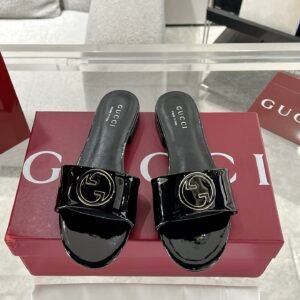 CUCCI  WOMEN