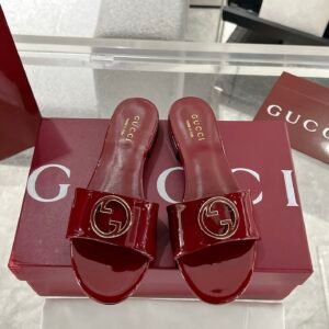 CUCCI  WOMEN