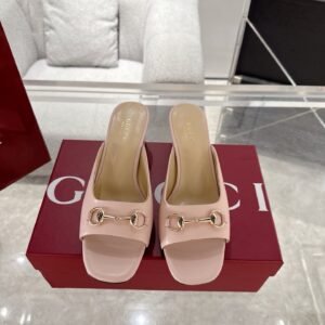CUCCI  WOMEN