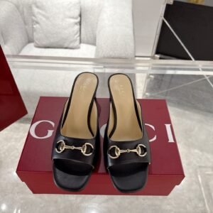 CUCCI  WOMEN