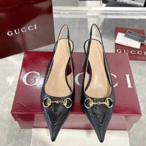 CUCCI  WOMEN