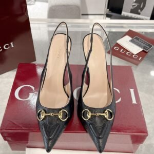 CUCCI  WOMEN
