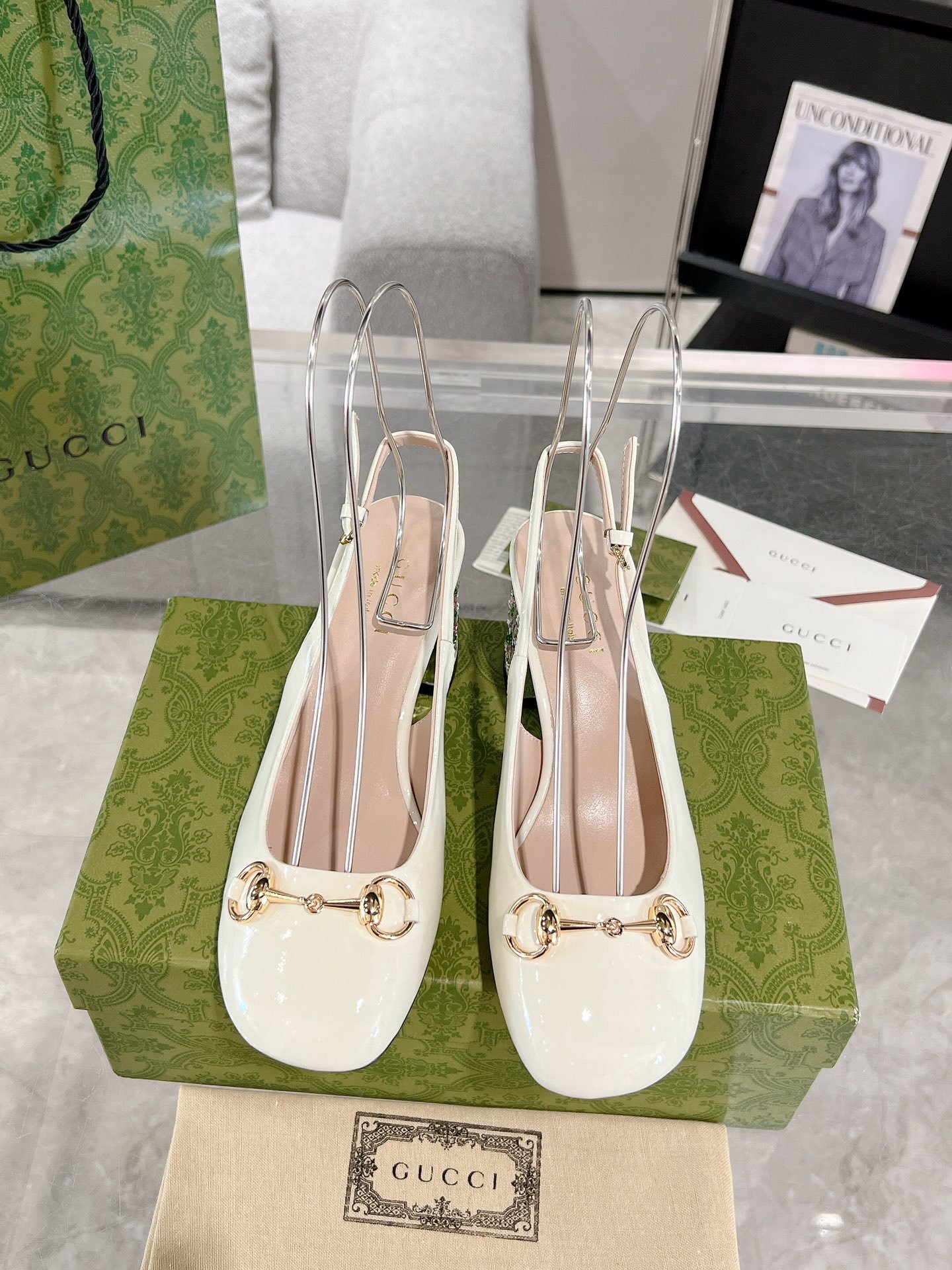 CUCCI WOMEN
