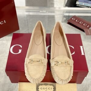 CUCCI  WOMEN