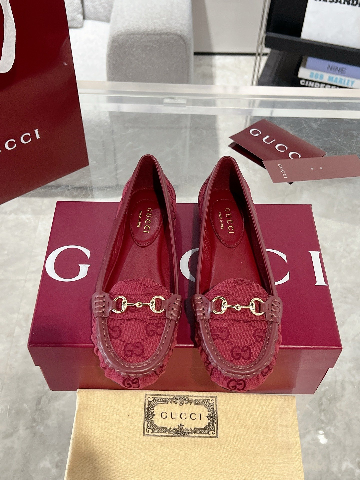 CUCCI WOMEN