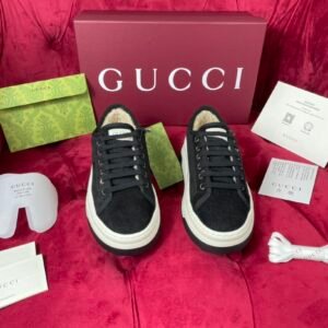 CUCCI  WOMEN