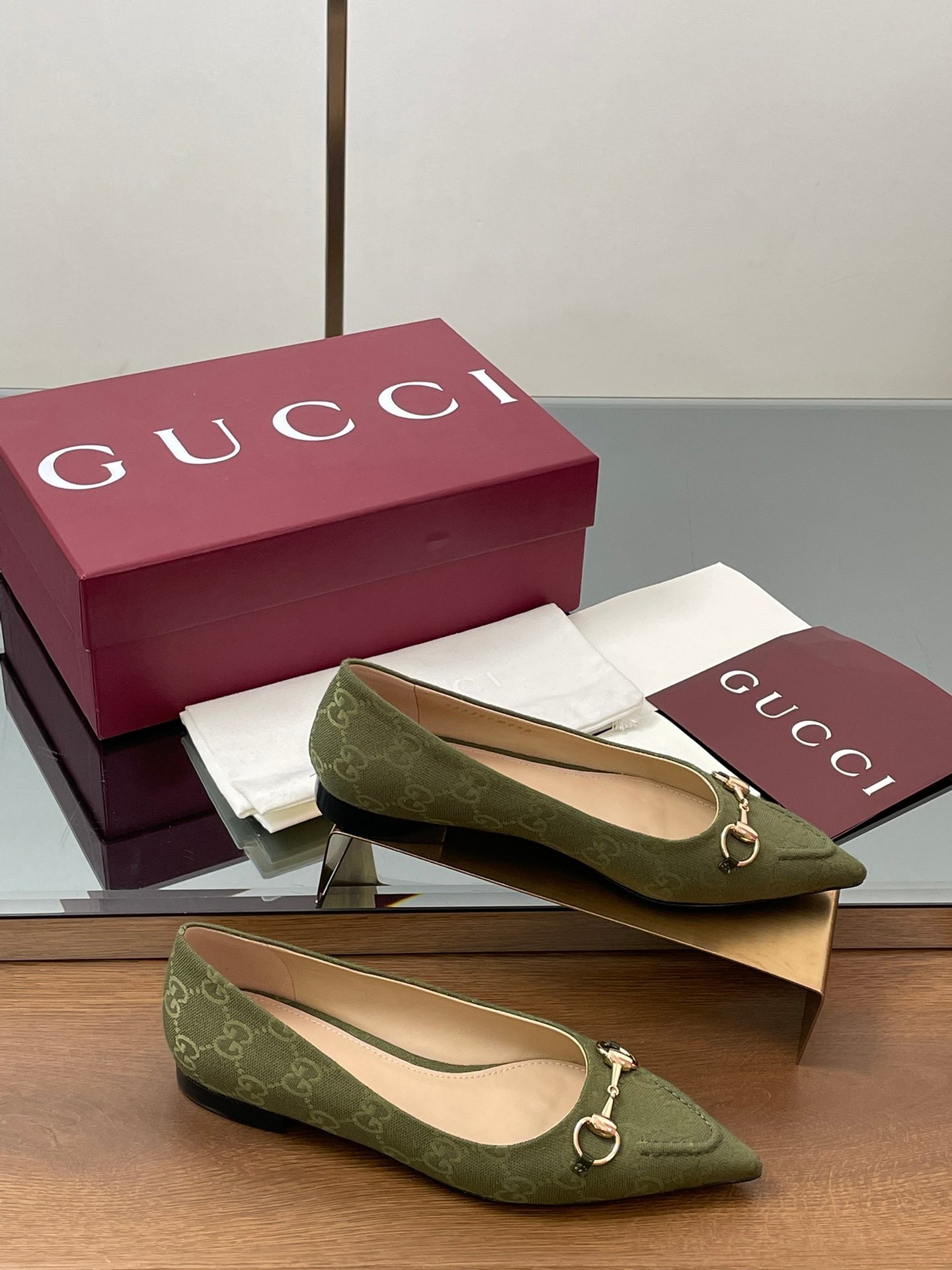 CUCCI WOMEN