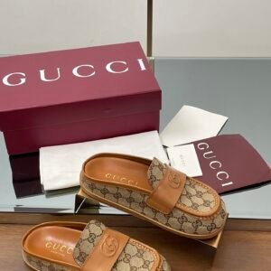 CUCCI  WOMEN