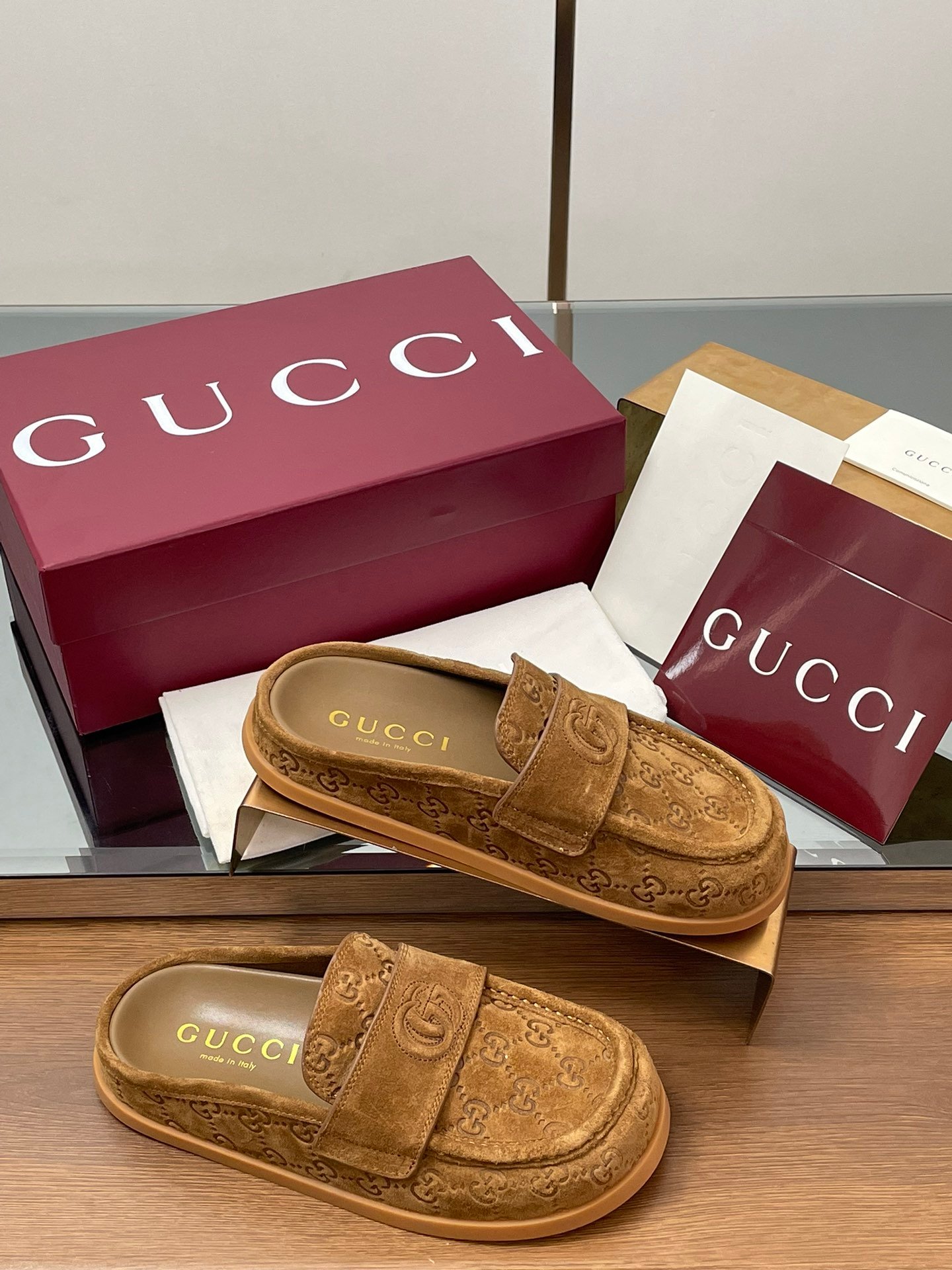 CUCCI WOMEN