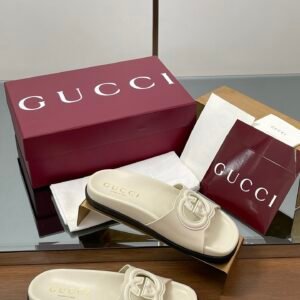 CUCCI  WOMEN