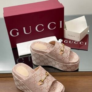 CUCCI  WOMEN
