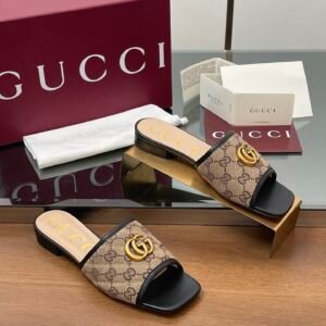 CUCCI  WOMEN