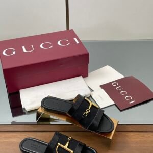 CUCCI  WOMEN