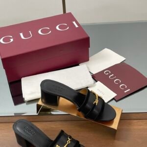CUCCI  WOMEN