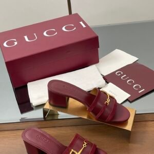 CUCCI  WOMEN