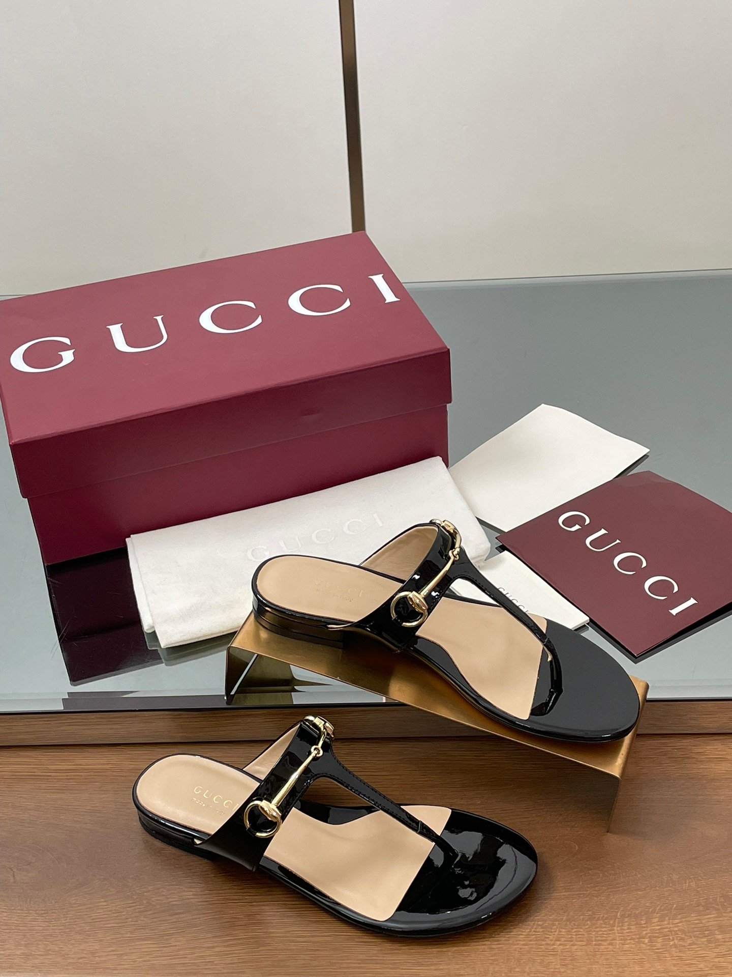 CUCCI WOMEN