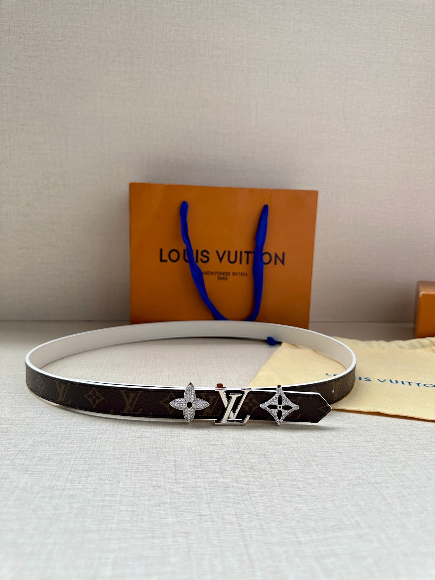 LV Belt