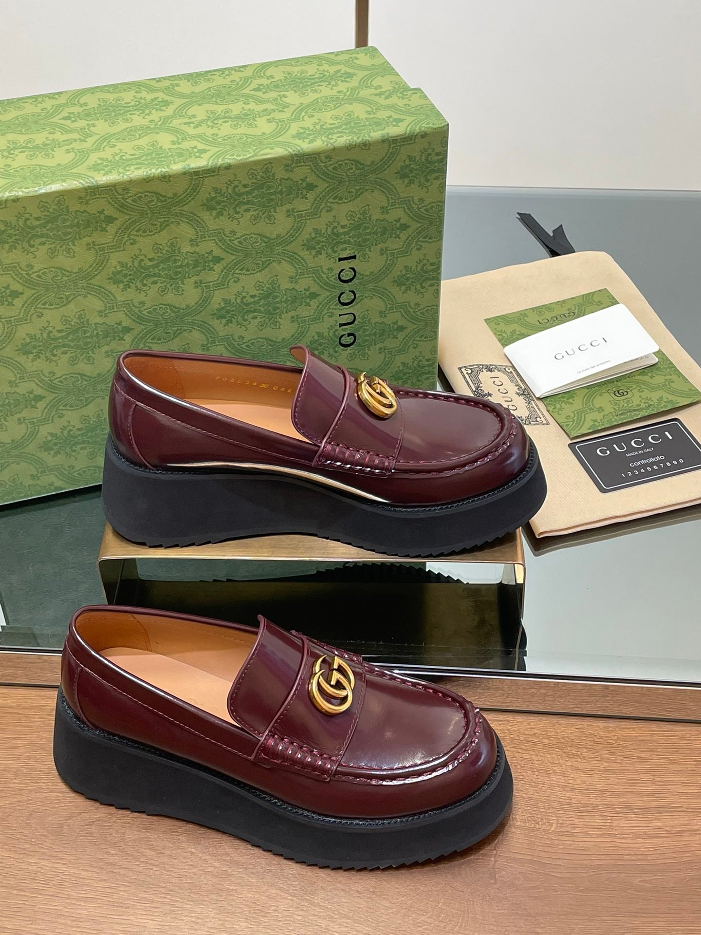 CUCCI WOMEN