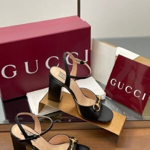 CUCCI  WOMEN