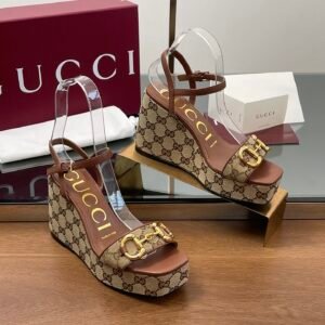 CUCCI WOMEN