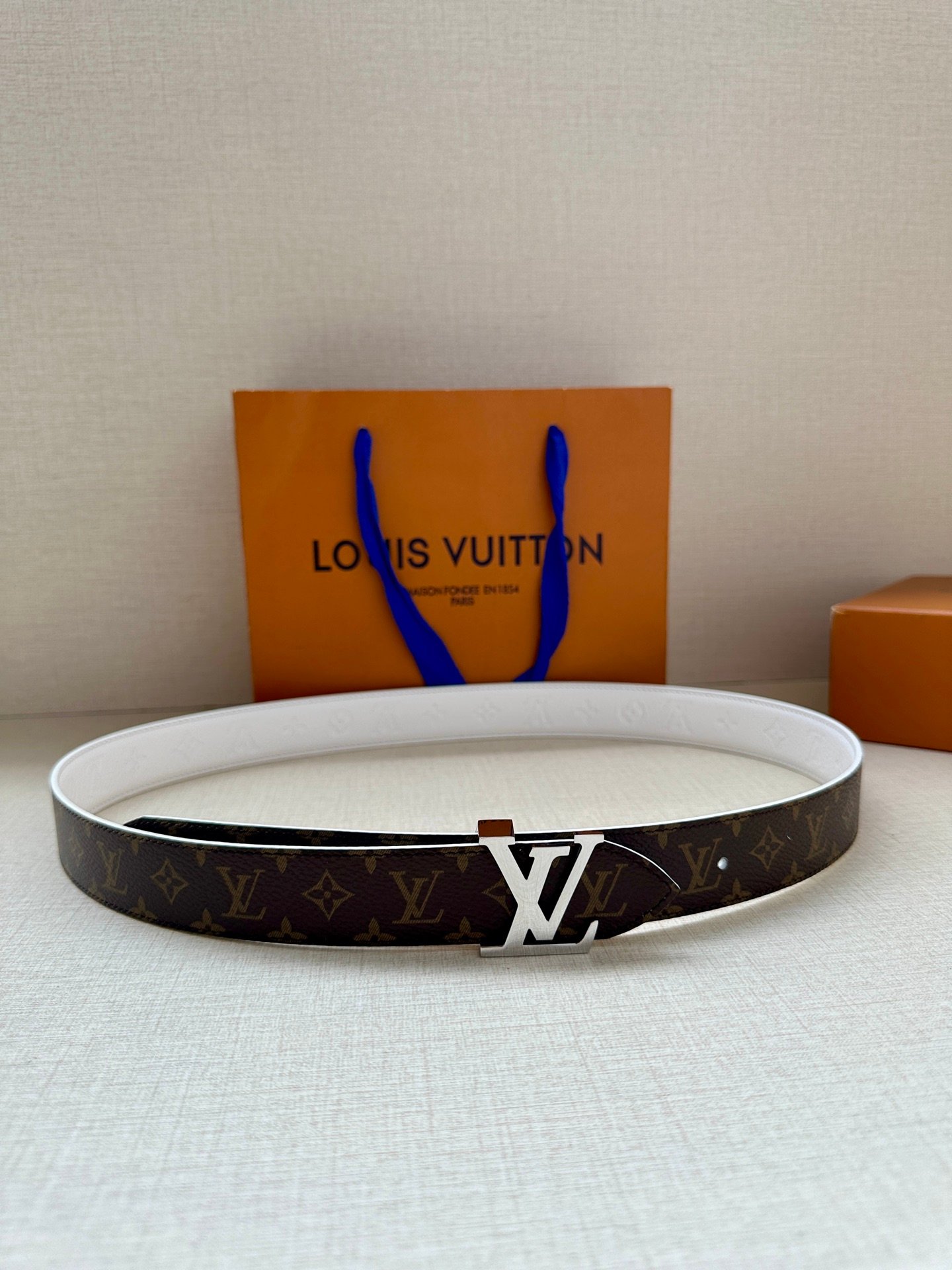 LV Belt