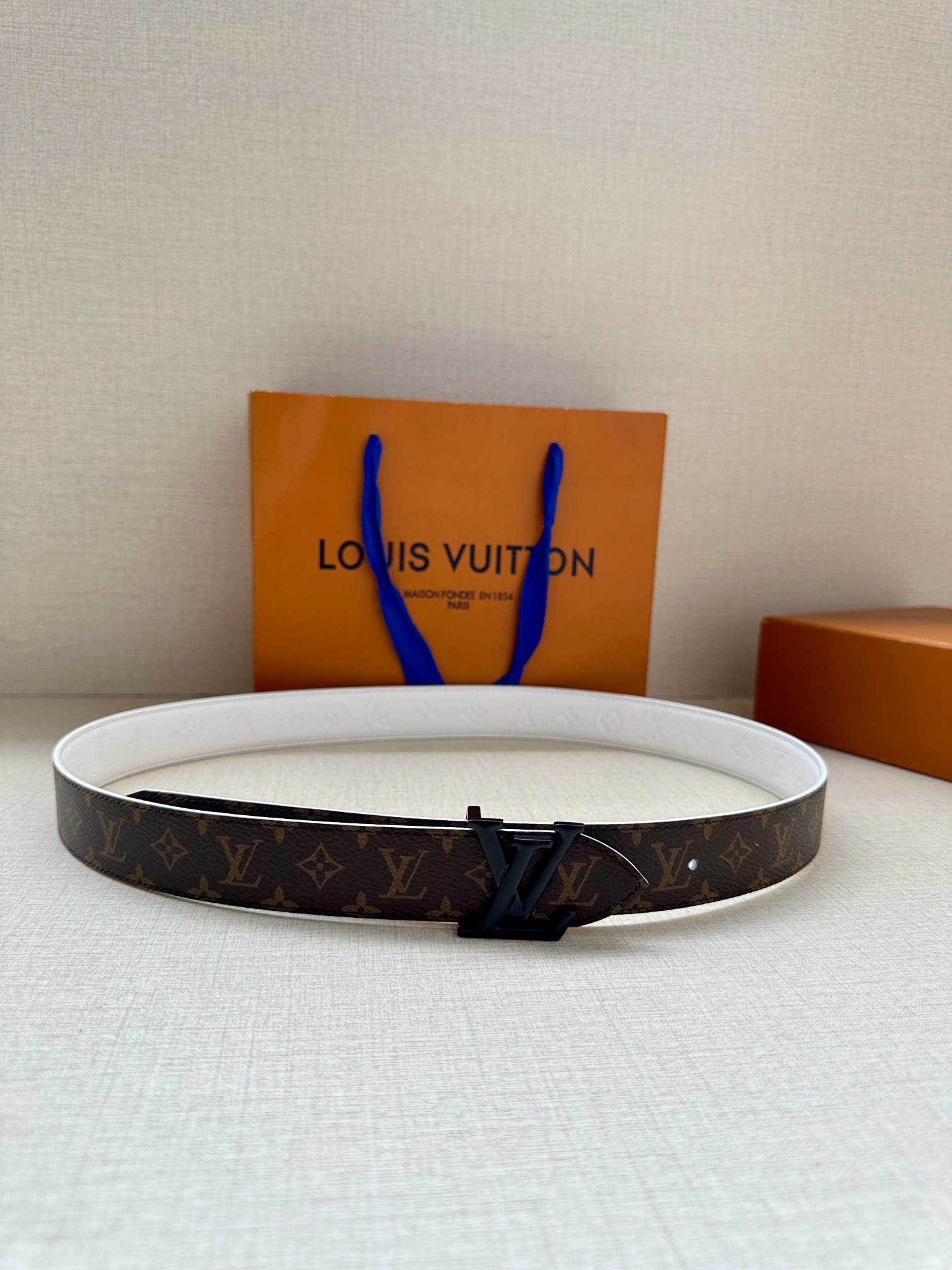 LV Belt