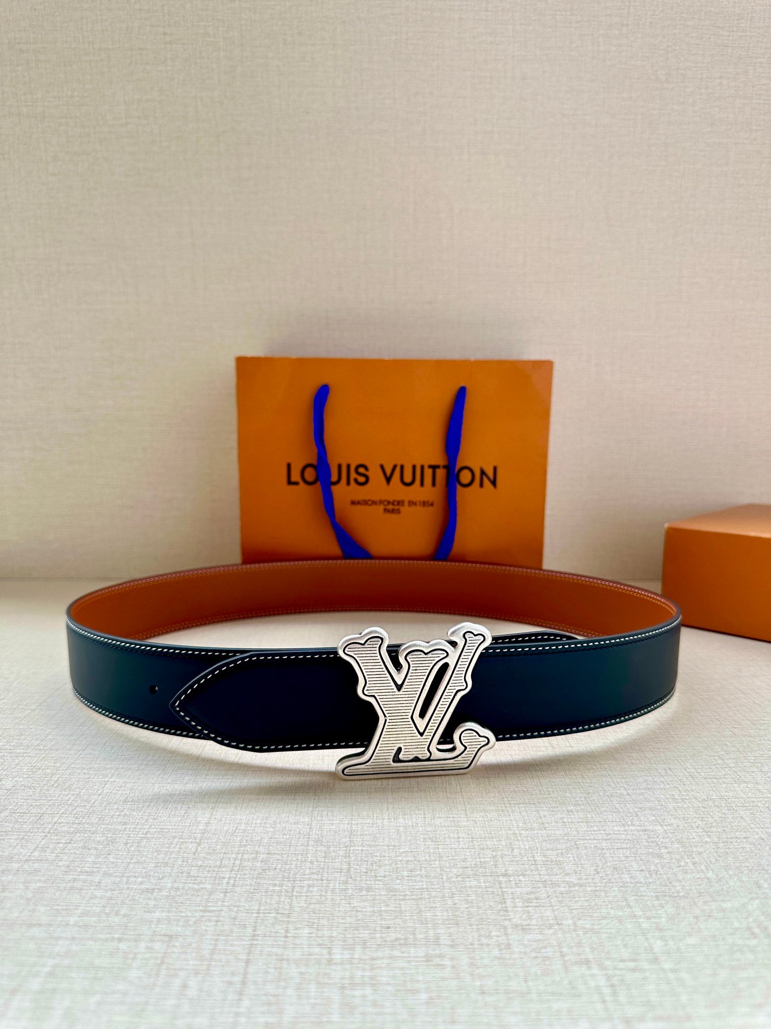 LV Belt