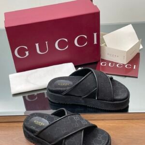 CUCCI  WOMEN