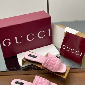 CUCCI WOMEN