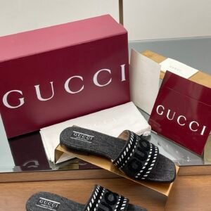 CUCCI WOMEN