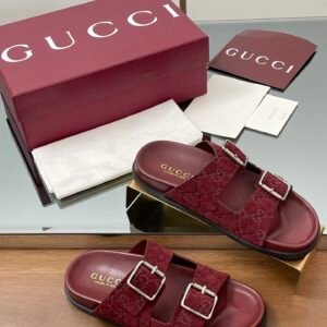 CUCCI WOMEN