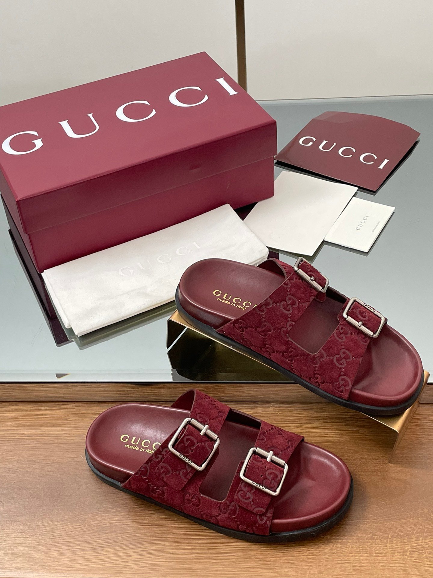 CUCCI WOMEN