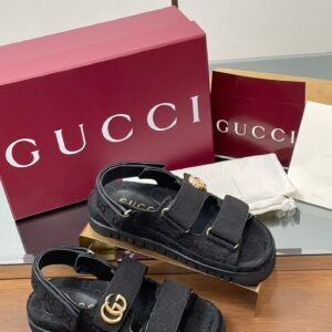 CUCCI WOMEN