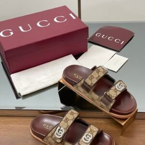 CUCCI  WOMEN