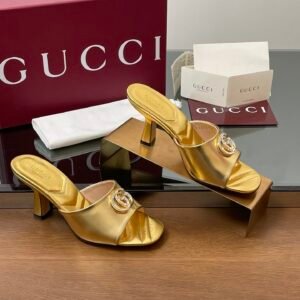 CUCCI  WOMEN