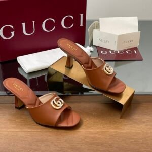 CUCCI  WOMEN