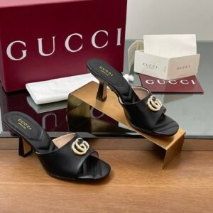 CUCCI  WOMEN