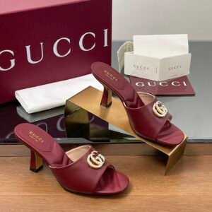 CUCCI  WOMEN